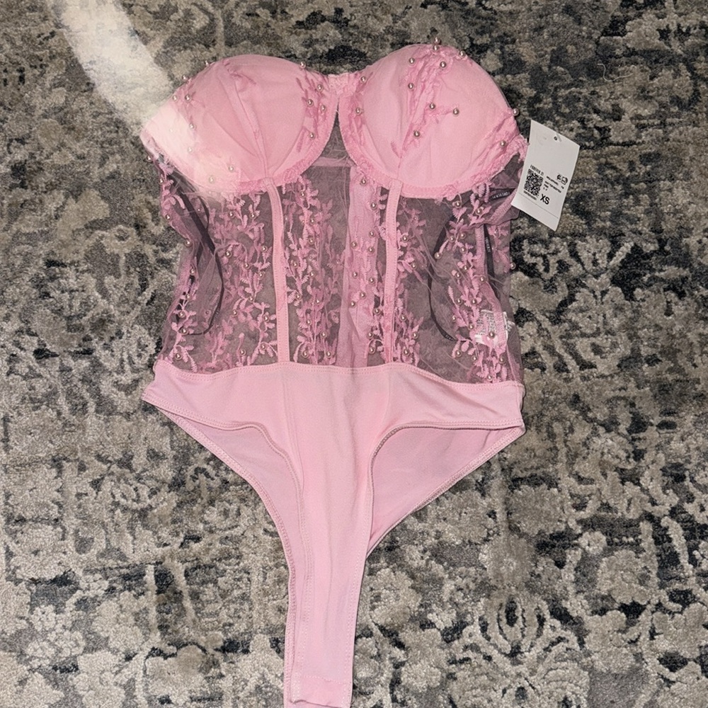 NWT pink corset/bodysuit top, pearls zipper back